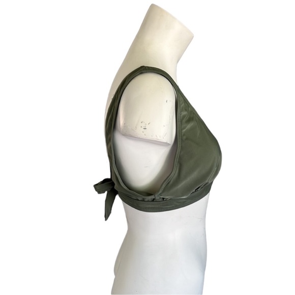 NWOT Bikini swimsuit Top Army Green Women’s medium - Picture 2 of 8